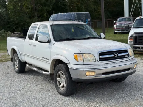 More photos of 2002 Toyota Tundra Limited at Glenn Chrysler Dodge Jeep Ram, KY