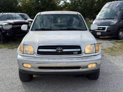 Another view of 2002 Toyota Tundra Limited for sale in Crestwood, KY at Glenn Chrysler Dodge Jeep Ram