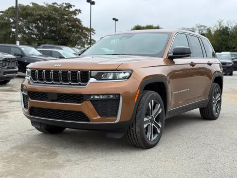 Photos of 2027 Jeep Grand Cherokee Limited for sale in Crestwood, KY at Glenn Chrysler Dodge Jeep Ram
