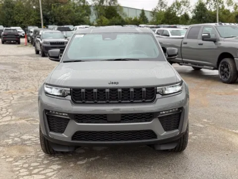 Another view of 2027 Jeep Grand Cherokee Limited for sale in Crestwood, KY at Glenn Chrysler Dodge Jeep Ram