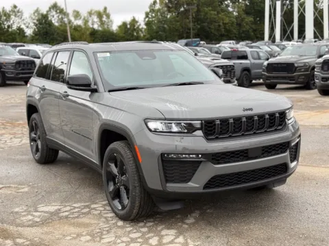 More photos of 2027 Jeep Grand Cherokee Limited at Glenn Chrysler Dodge Jeep Ram, KY