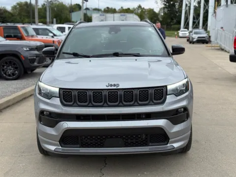 Another view of 2023 Jeep Compass Limited for sale in Crestwood, KY at Glenn Chrysler Dodge Jeep Ram