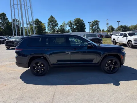 More photos of 2027 Jeep Grand Cherokee L Limited at Glenn Chrysler Dodge Jeep Ram, KY