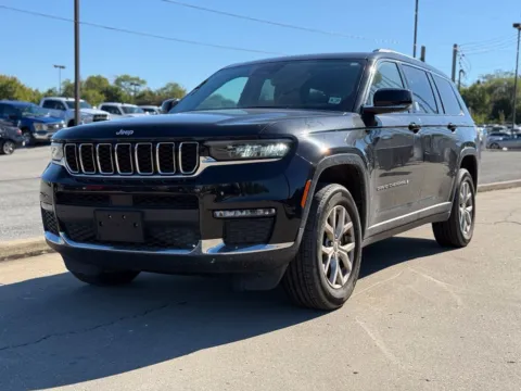 Photos of 2022 Jeep Grand Cherokee L Limited for sale in Crestwood, KY at Glenn Chrysler Dodge Jeep Ram
