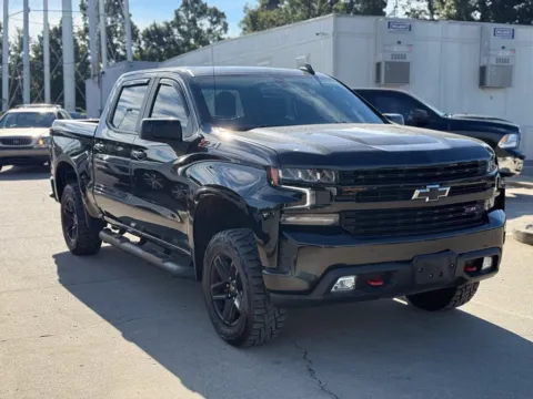 More photos of 2022 Chevrolet Silverado 1500 LTD LT Trail Boss at Glenn Chrysler Dodge Jeep Ram, KY