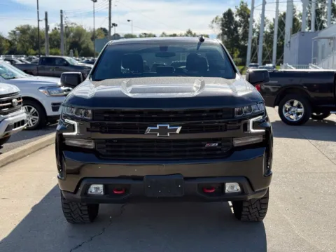 Another view of 2022 Chevrolet Silverado 1500 LTD LT Trail Boss for sale in Crestwood, KY at Glenn Chrysler Dodge Jeep Ram