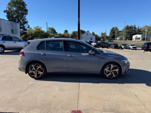 More photos of 2024 Volkswagen Golf GTI 2.0T SE at Glenn Chrysler Dodge Jeep Ram, KY