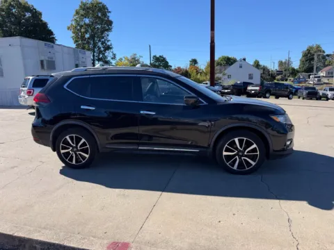 More photos of 2018 Nissan Rogue SL at Glenn Chrysler Dodge Jeep Ram, KY