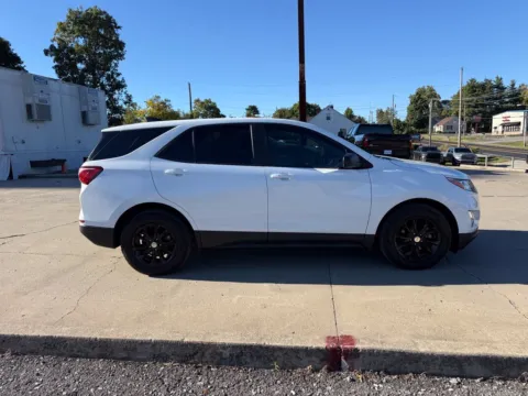 More photos of 2020 Chevrolet Equinox LS at Glenn Chrysler Dodge Jeep Ram, KY