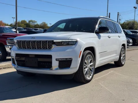 Photos of 2023 Jeep Grand Cherokee L Summit for sale in Crestwood, KY at Glenn Chrysler Dodge Jeep Ram