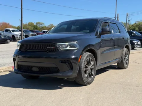 Photos of 2024 Dodge Durango SXT Plus for sale in Crestwood, KY at Glenn Chrysler Dodge Jeep Ram