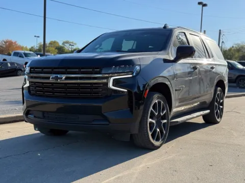 Photos of 2021 Chevrolet Tahoe RST for sale in Crestwood, KY at Glenn Chrysler Dodge Jeep Ram