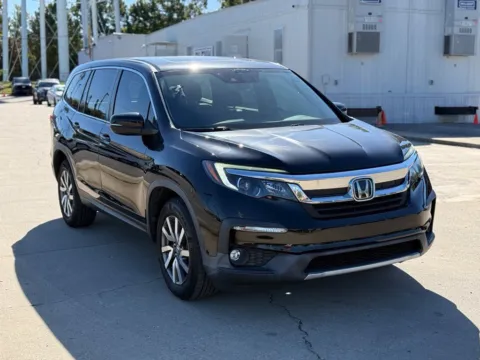 More photos of 2021 Honda Pilot EX-L at Glenn Chrysler Dodge Jeep Ram, KY