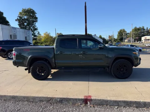 More photos of 2022 Toyota Tacoma TRD Off-Road at Glenn Chrysler Dodge Jeep Ram, KY