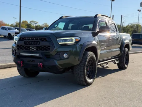 Photos of 2022 Toyota Tacoma TRD Off-Road for sale in Crestwood, KY at Glenn Chrysler Dodge Jeep Ram