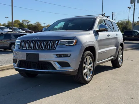 Photos of 2020 Jeep Grand Cherokee Summit for sale in Crestwood, KY at Glenn Chrysler Dodge Jeep Ram