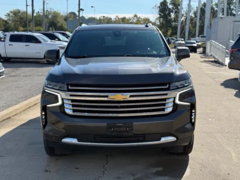 Another view of 2021 Chevrolet Tahoe High Country for sale in Crestwood, KY at Glenn Chrysler Dodge Jeep Ram