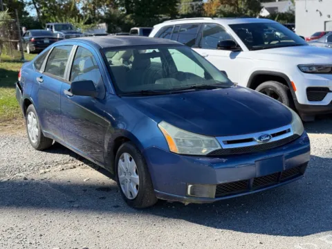 More photos of 2008 Ford Focus S at Glenn Chrysler Dodge Jeep Ram, KY
