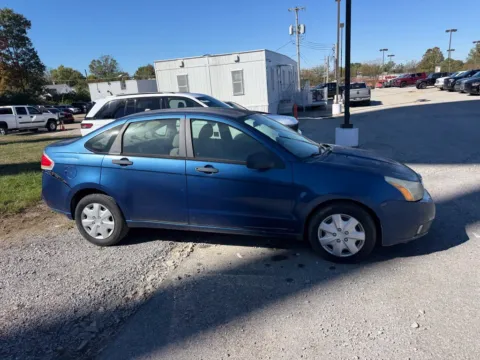 More photos of 2008 Ford Focus S at Glenn Chrysler Dodge Jeep Ram, KY