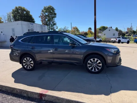 More photos of 2023 Subaru Outback Limited XT at Glenn Chrysler Dodge Jeep Ram, KY