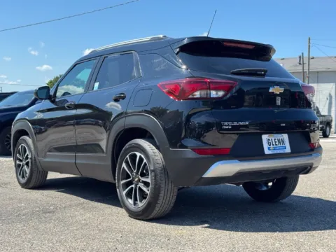 More photos of 2025 Chevrolet TrailBlazer LT at Glenn Chrysler Dodge Jeep Ram, KY