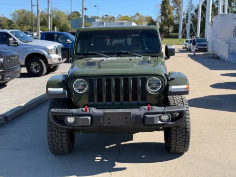 Another view of 2021 Jeep Gladiator Rubicon for sale in Crestwood, KY at Glenn Chrysler Dodge Jeep Ram