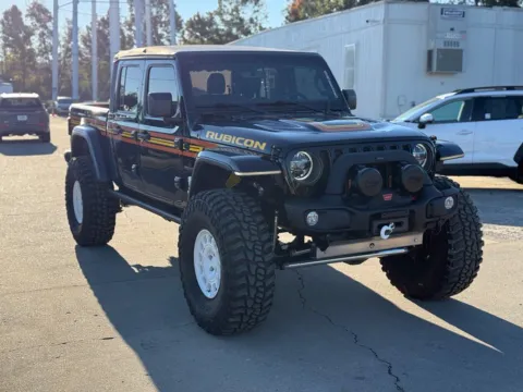 More photos of 2022 Jeep Gladiator Rubicon at Glenn Chrysler Dodge Jeep Ram, KY