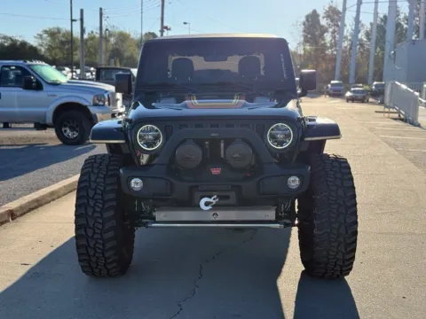 Another view of 2022 Jeep Gladiator Rubicon for sale in Crestwood, KY at Glenn Chrysler Dodge Jeep Ram