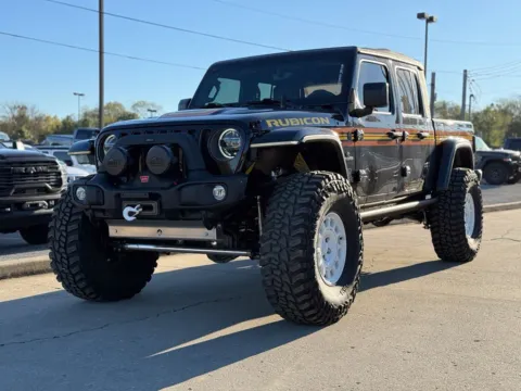 Photos of 2022 Jeep Gladiator Rubicon for sale in Crestwood, KY at Glenn Chrysler Dodge Jeep Ram