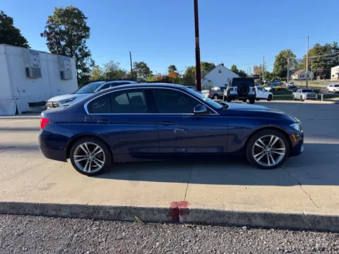 More photos of 2018 BMW 3 Series 330i xDrive at Glenn Chrysler Dodge Jeep Ram, KY