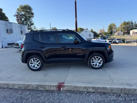 More photos of 2017 Jeep Renegade Latitude at Glenn Chrysler Dodge Jeep Ram, KY