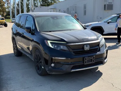 More photos of 2019 Honda Pilot EX-L at Glenn Chrysler Dodge Jeep Ram, KY