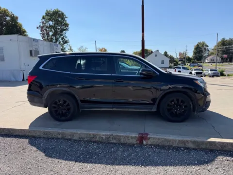 More photos of 2019 Honda Pilot EX-L at Glenn Chrysler Dodge Jeep Ram, KY