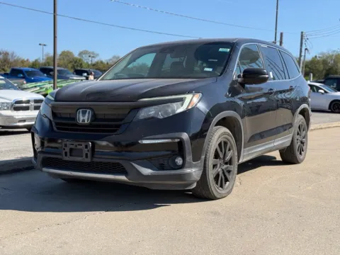 Photos of 2019 Honda Pilot EX-L for sale in Crestwood, KY at Glenn Chrysler Dodge Jeep Ram