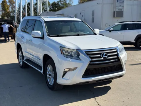 More photos of 2015 Lexus GX 460 at Glenn Chrysler Dodge Jeep Ram, KY