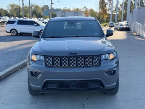 Another view of 2020 Jeep Grand Cherokee Altitude for sale in Crestwood, KY at Glenn Chrysler Dodge Jeep Ram