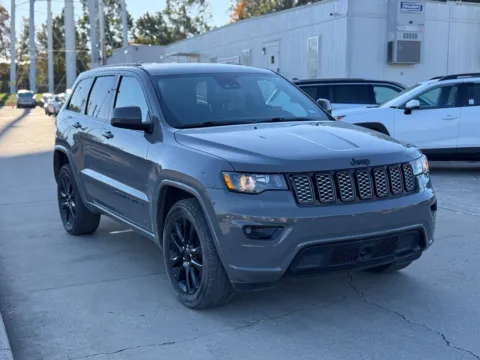 More photos of 2020 Jeep Grand Cherokee Altitude at Glenn Chrysler Dodge Jeep Ram, KY