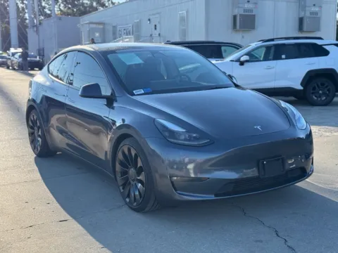 More photos of 2022 Tesla Model Y Long Range at Glenn Chrysler Dodge Jeep Ram, KY