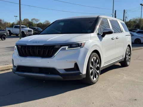 Photos of 2023 Kia Carnival EX for sale in Crestwood, KY at Glenn Chrysler Dodge Jeep Ram