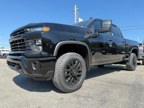 Photos of 2026 Chevrolet Silverado 2500HD Custom for sale in Eminence, KY at Glenn Chevrolet