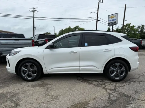 More photos of 2024 Ford Escape ST-Line at Glenn Chevrolet, KY