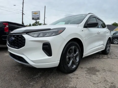Photos of 2024 Ford Escape ST-Line for sale in Eminence, KY at Glenn Chevrolet
