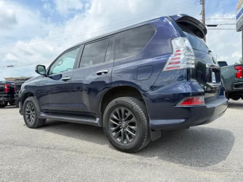 More photos of 2022 Lexus GX 460 at Glenn Chevrolet, KY