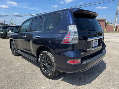 More photos of 2022 Lexus GX 460 at Glenn Chevrolet, KY