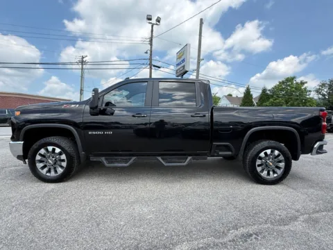 More photos of 2024 Chevrolet Silverado 2500HD LT at Glenn Chevrolet, KY