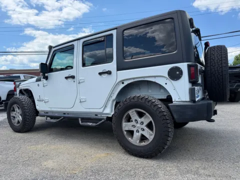 More photos of 2017 Jeep Wrangler Unlimited Sport at Glenn Chevrolet, KY