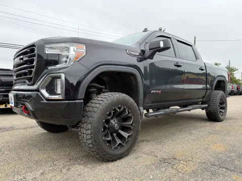 Photos of 2021 GMC Sierra 1500 AT4 for sale in Eminence, KY at Glenn Chevrolet