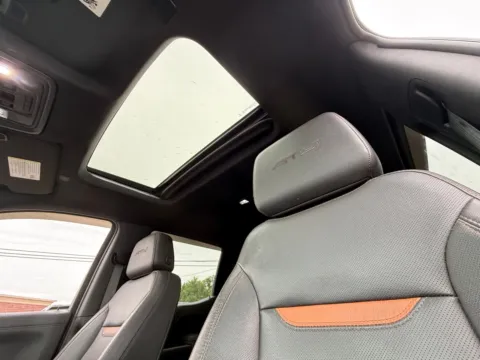 More photos of 2021 GMC Sierra 1500 AT4 at Glenn Chevrolet, KY