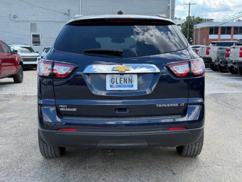 More photos of 2016 Chevrolet Traverse 2LT at Glenn Chevrolet, KY