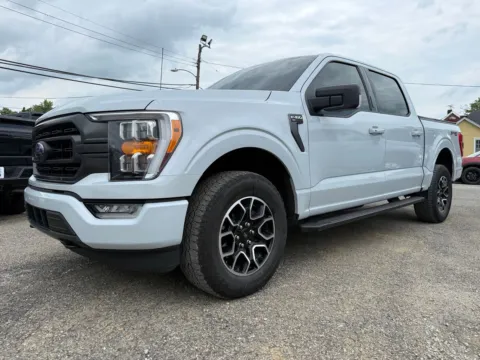 Photos of 2022 Ford F-150 XLT for sale in Eminence, KY at Glenn Chevrolet